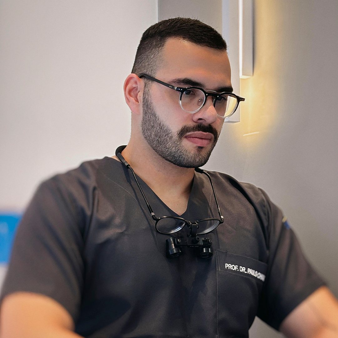 Dr. Paulo Chagas - Cirurgião-Dentista / Professor Universitário